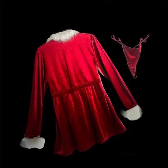 ηεω Velvet Santa Robe & G-String Set Red w/ White Feather Trim Secret Treasures - Picture 9 of 14